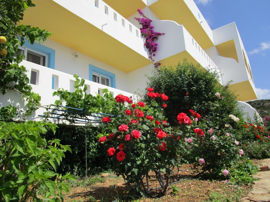 Studios Fokia Beach Amoopi Exterior photo